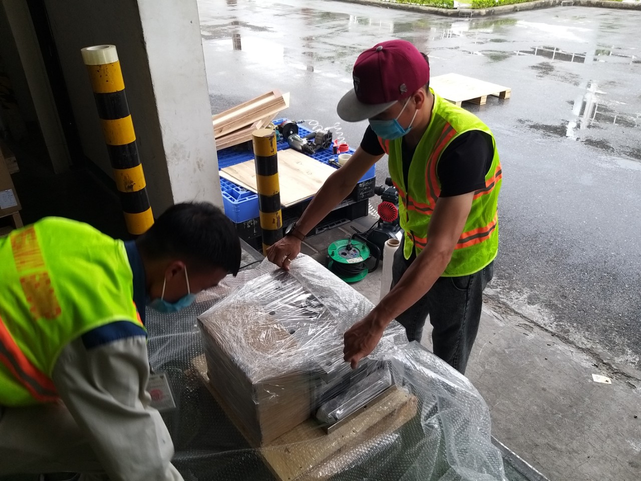 Cung cấp Pallet, đai, nẹp góc hàng hóa xuất khẩu